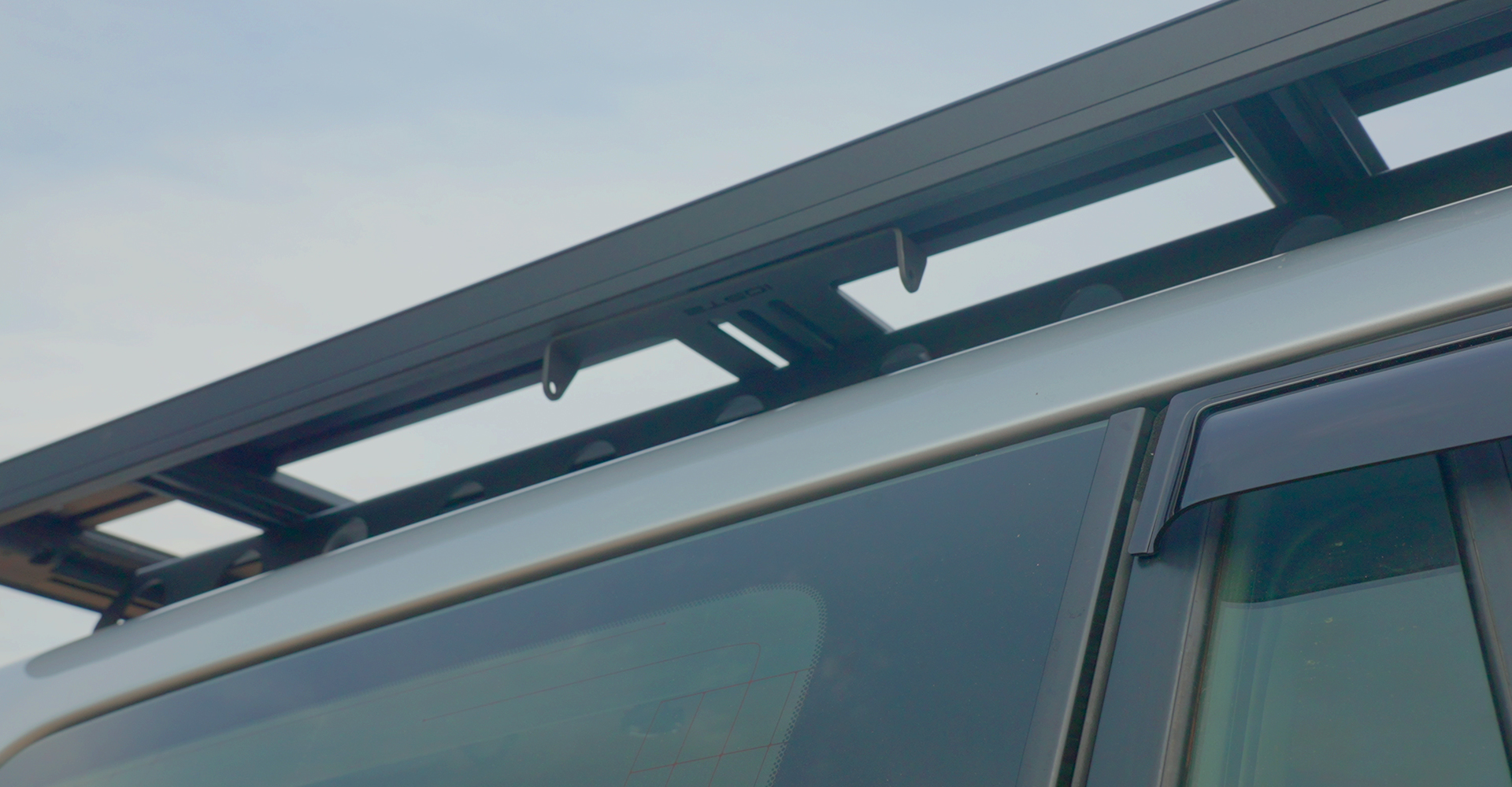 rhino-rack-bracket.jpg